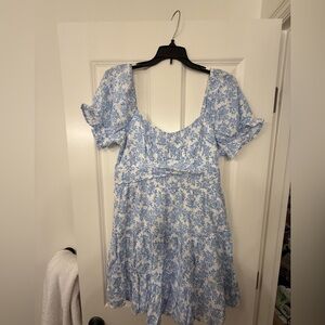 Trixxi Blue and White Floral Midi Dress